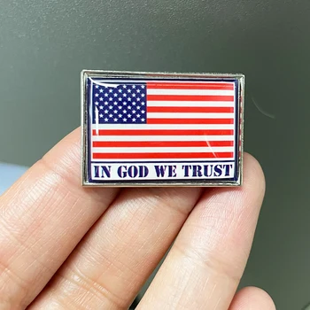 Em Deus Nós Confiamos Bandeira Americana Insígnia Broche Mochila Coleira De Pin De Lapela Jóias